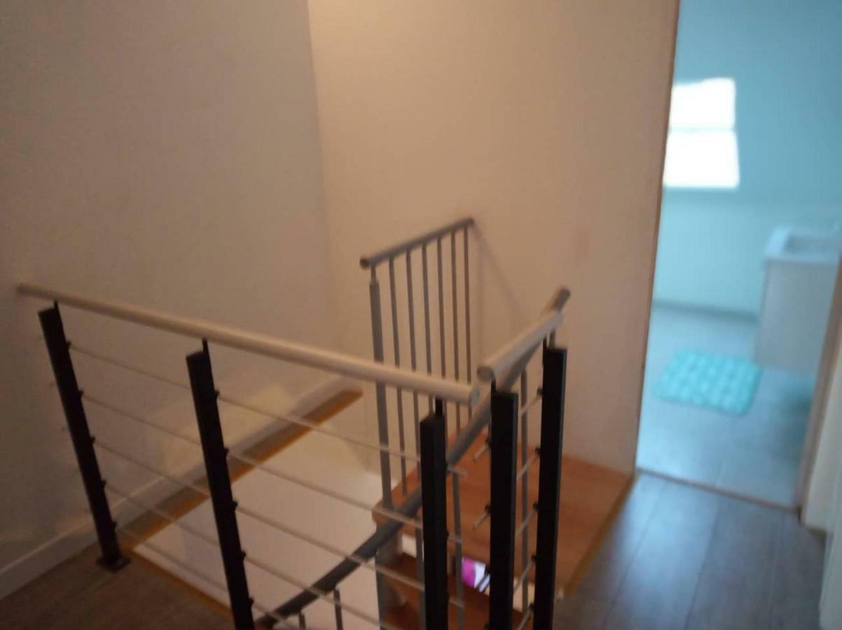 Апартаменты Duplex Agreable Et Calme Шато-Тьерри Экстерьер фото